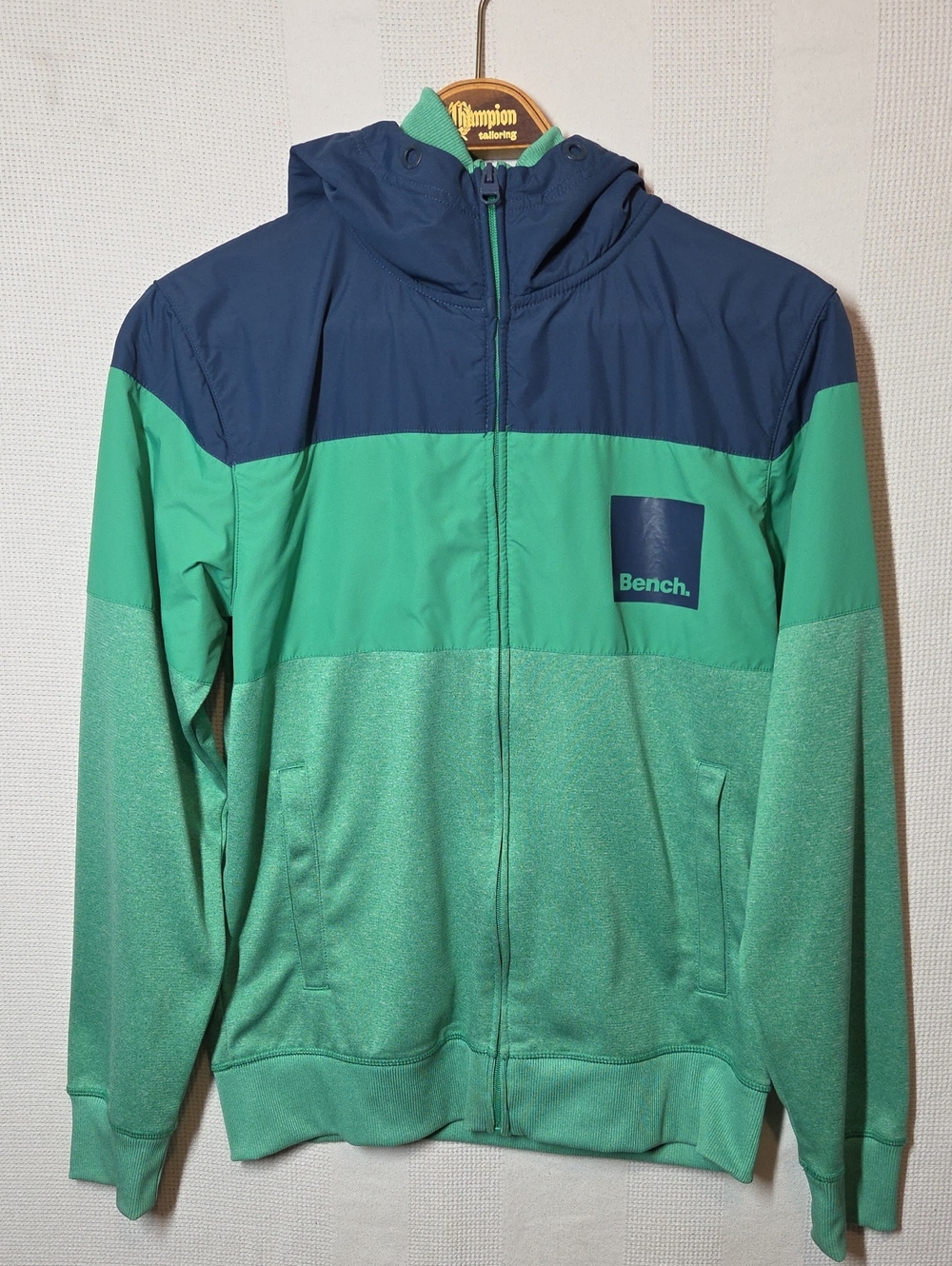 Bench Jacket Youth Small Green Navy Hooded Windbreaker Colorblock 18" PTP